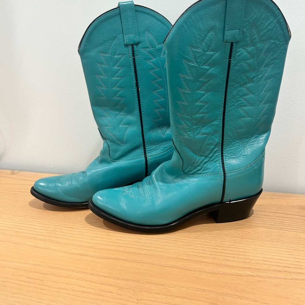 Turquoise Western Cowboy Boots